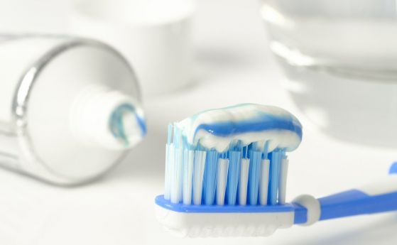 Проучване: Пастата за зъби и водата за уста деактивират коронавируса