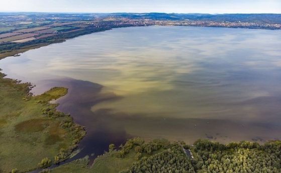 Моряк загина след падане зад борда във Варненското езеро