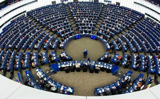Европейският парламент обвърза парите от ЕС с върховенството на закона