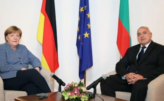 Съпартийци критикуват Меркел заради Македония, тя звъни на Борисов да търсят решение