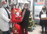 Ученици зарадваха медиците в УМБАЛ Бургас с благодарствени писма