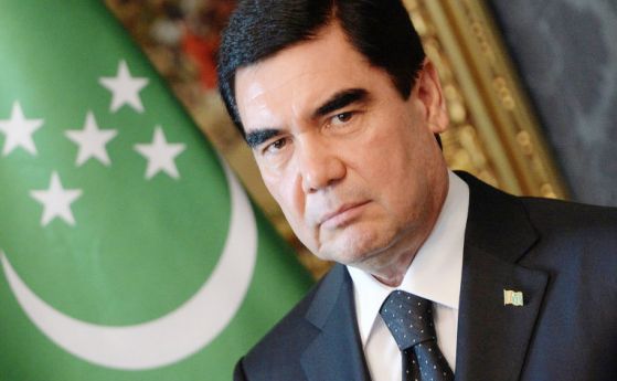 Президентът на Туркменистан ще лекува COVID-19 с билката сладник