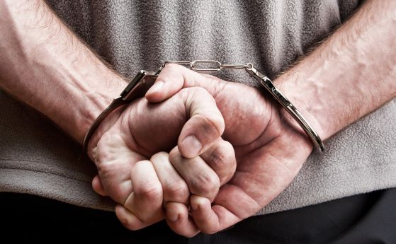 Арестуваха йордански журналист. Съобщил, че властта тайно се ваксинира срещу COVID-19