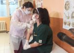 Първите ваксинирани в Бургас: Направете го, за да спрем пандемията