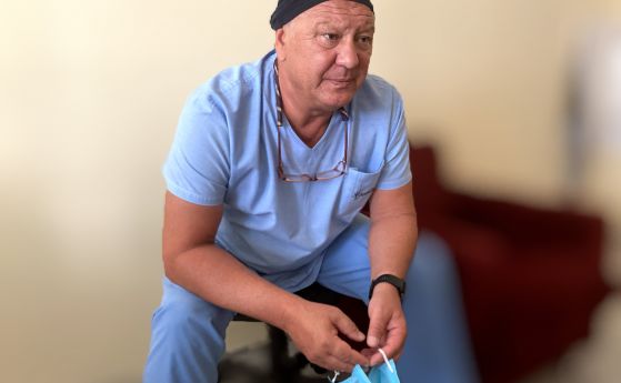 Лекари от УМБАЛ ''Св. Анна'' спасиха от ампутация ръката на пострадала при катастрофа