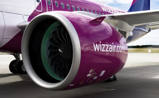 Wizz Air възстановява временно полетите си от София до Дубай