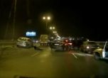 Двама пострадаха във верижна катастрофа на Околовръстното на София (видео)