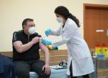 Ангелов: Не сме се ръководили от фирмени интереси при поръчката на ваксините, договаря ги ЕК