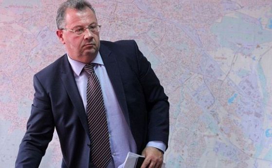 Бившият областен управител на София е оправдан за Царските конюшни