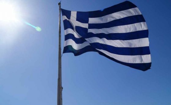 Вечерният час в три области на Гърция през уикенда ще започва в 18 часа
