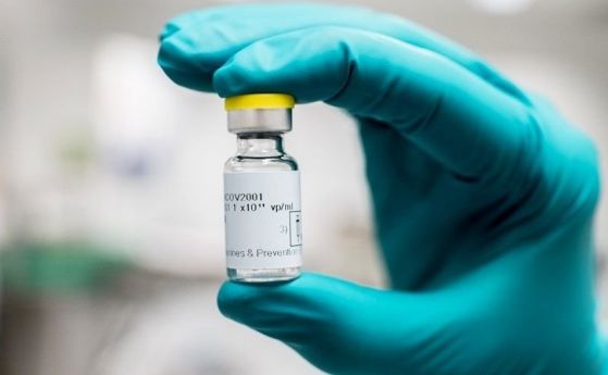 Пристигнаха 57 600 дози от ваксината на Астра Зенека