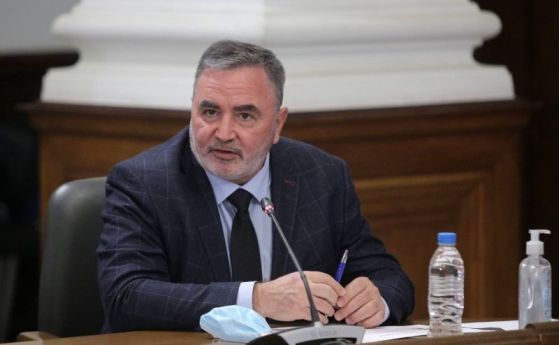 От 110 000 ваксинирани, има една алергична реакция