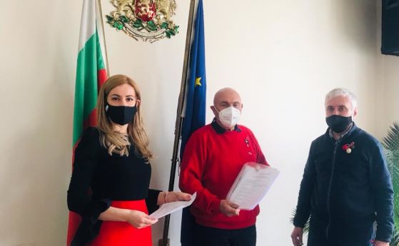 Младен Маринов повежда листата на ГЕРБ в София-област, след него е Ангелкова