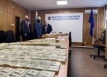 Хванаха фалшиви долари и евро, печатани в столичен ВУЗ (обновена)