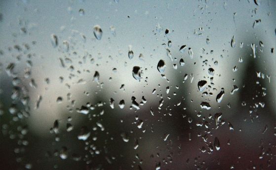 Климатологът Георги Рачев: Идват много дъжд и студени пролетни дни