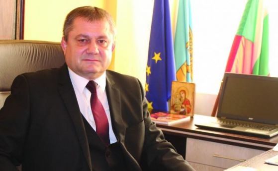 Съдът не отмени глобата за конфликт на интереси на стражишкия кмет