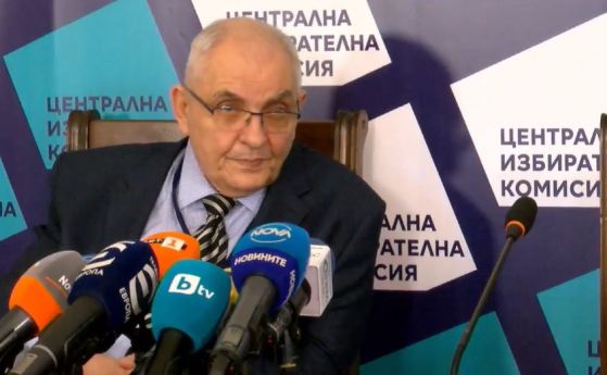 Софтуер променил листи и в Добрич. Машинното гласуване там няма да се спира