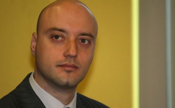 Демократична България още не е водила разговори с партията на Слави