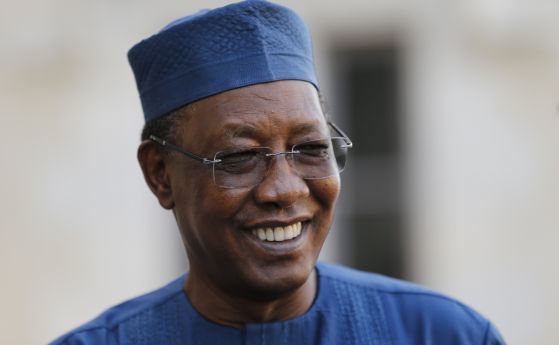Президентът на Чад е убит при сблъсък с бунтовници