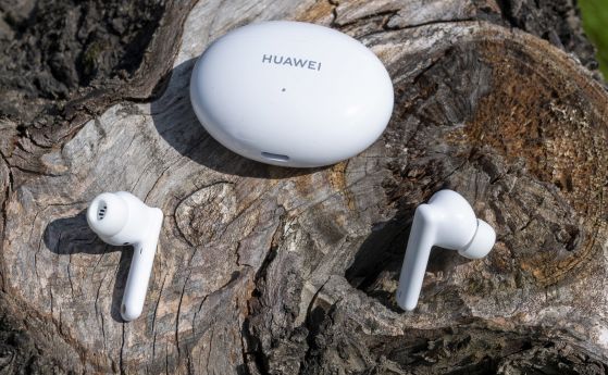 Слушалките Huawei FreeBuds 4i предлагат премиум функционалности за всеки