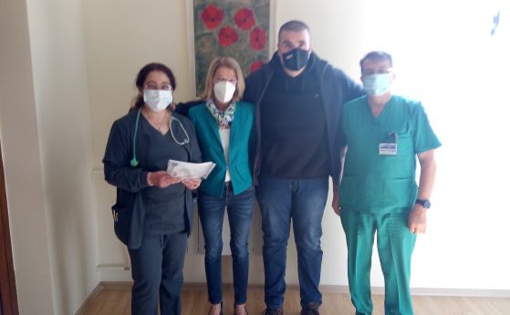 Учител дари 4000 лв. на онкологично отделение в Пловдив