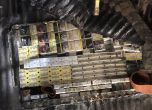 Митничари задържаха 3670 кутии незаконни цигари и голямо количество алкохол