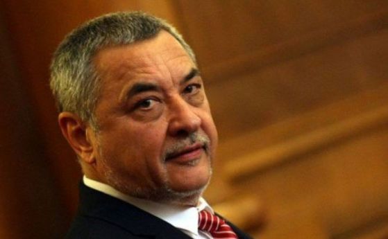 Валери Симеонов: Отнесохме негативите на чекмеджетата. Ще управлява широка коалиция