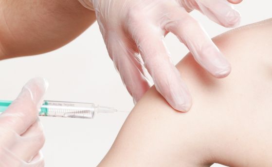 ЕК разреши ваксинацията с Пфайзер и за деца между 12 и 15 години