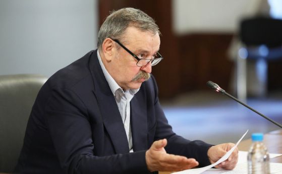 Костадин Ангелов: Кантарджиев е епоха. Водач на отбора. Никога не се е крил отзад