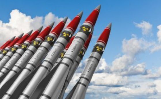 Ядреното разоръжаване е в застой, страните продължават да модернизират арсенала си