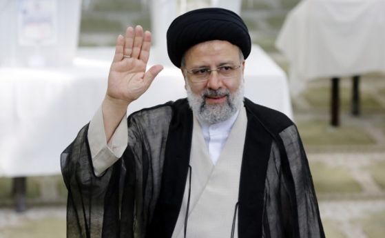 Ултраконсервативен духовник е новият президент на Иран