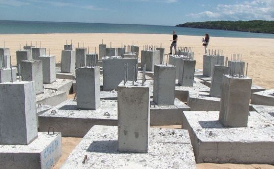 АКФ пита Комитова бетон ли е бетонът на плаж 'Смокиня', иска МРРБ да се намеси