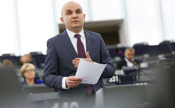 ДПС адвокатства на Пеевски в Европарламента, ''Магнитски'' довел до незаконни репресии