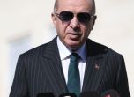 Хеликоптерът на Ердоган кацнал принудително заради порой