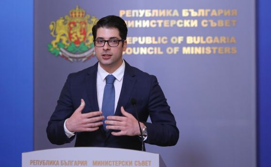 Пеканов за работата с министерствата: За съжаление, в някои сфери експертният потенциал е бил нарязан за скрап