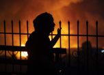 Пожари в Гърция извън контрол: масова евакуация, затворени пътища и режим на тока. Десетки са обгазени (снимки)
