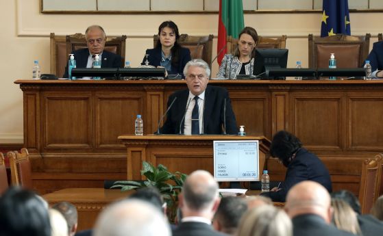 Учители от София-област са натискани да гласуват за определена партия