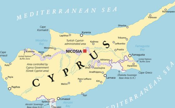 Кипър иска PCR тест от неваксинираните българи