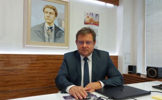 Д-р Атанас Атанасов: Диагнозата на Александровска болница е ''тежко, но лечимо заболяване''