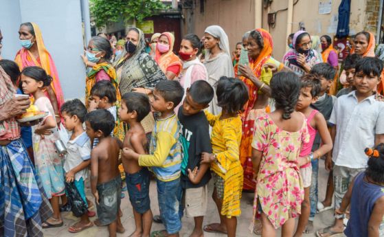 Непознат вирус мори децата в Индия