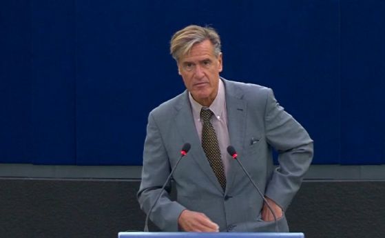 След Магнитски: Евродепутати с канонада от критики към ЕК, че не вижда корупцията у нас