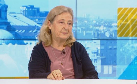 Проф. Кожухарова: Третата доза ваксина е за хора, които не реагират достатъчно добре на имунизацията
