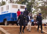 Спасителят от 'Хотел Руанда' осъден за тероризъм