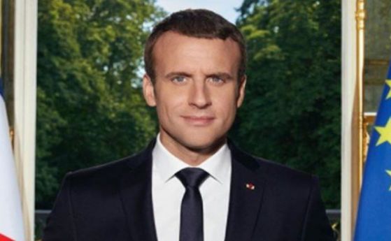 Френският президент Макрон подаде жалба заради своя снимка