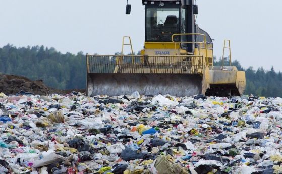 Сметната палата: Едва 25% от пластмасовите отпадъци в България се рециклират