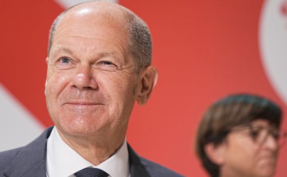 Социалдемократи, зелени и либерали преговарят за правителство в Германия