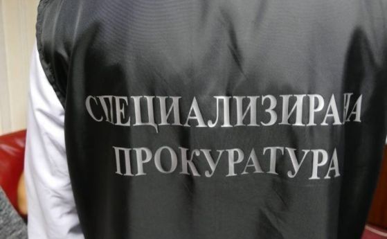 Търговски дружества у нас набирали клиенти за измами с маски във Франция