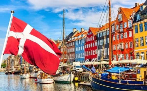 Дания отваря границите си за хора със сертификат