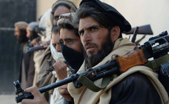 Талибаните въвеждат програма ''храна срещу работа'' за безработни