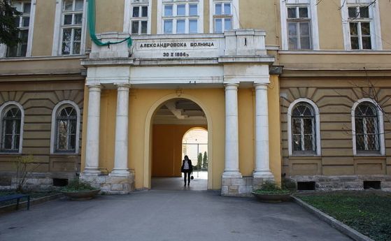СОС ще гласува 72 000 лв. за стипендии на медицински специалисти